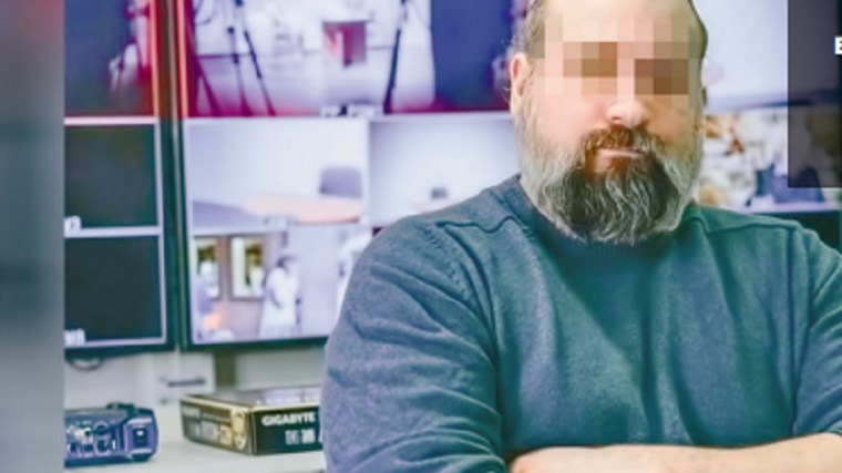 Νέα καταγγελία για τον καθηγητή του ΕΚΠΑ: “Μου υποσχόταν καριέρα στην τηλεόραση…”