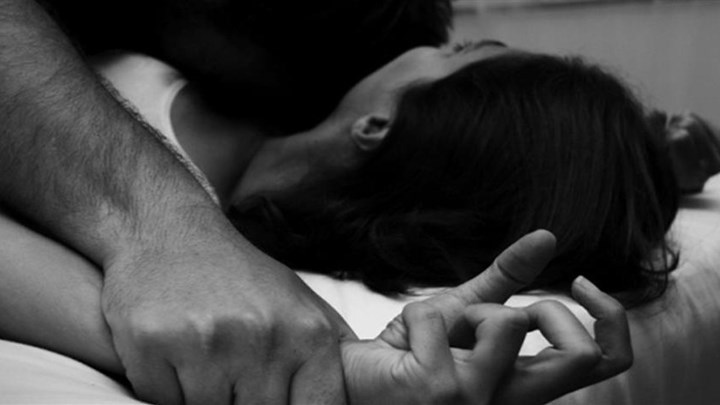 Σοκ στα Καμένα Βούρλα: Χειροπέδες σε 24χρονο για βιασμό 11χρονης σε ασανσέρ