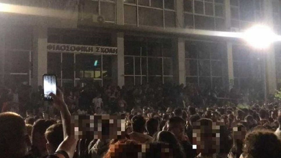 Θεσσαλονίκη: Τρεις συλλήψεις για τα πάρτι στο ΑΠΘ