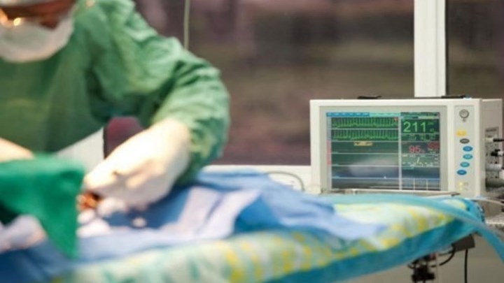 Βόλος: Εισαγγελική παρέμβαση για ανεμβολίαστη νοσηλεύτρια που βρέθηκε θετική στον κορονοϊό