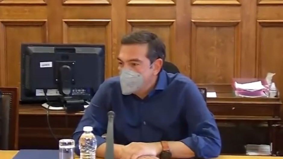 Τσίπρας: Συναντήθηκε με απολυμένους του Ταμείου Αλληλοβοήθειας του ΥΠΠΟ