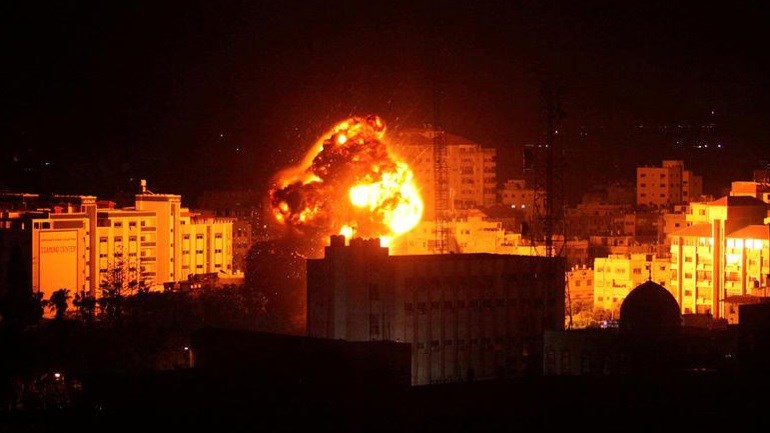 Νέες εκρήξεις στη Λωρίδα της Γάζας: ΒΙΝΤΕΟ καταγράφει την επίθεση του Ισραήλ