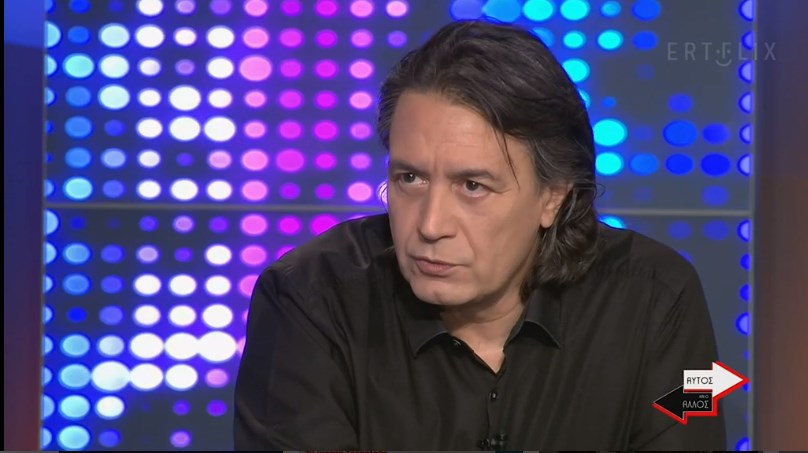 Γιάννης Κότσιρας: Δεν κατάφερα να πενθήσω τη μητέρα μου για δύο αιτίες – ΒΙΝΤΕΟ