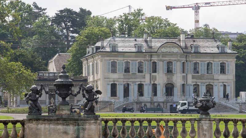 Villa La Grange: Το “κόσμημα” που φιλοξένησε τη συνάντηση Μπάιντεν – Πούτιν – Η ιστορία της βίλας του 18ου αιώνα