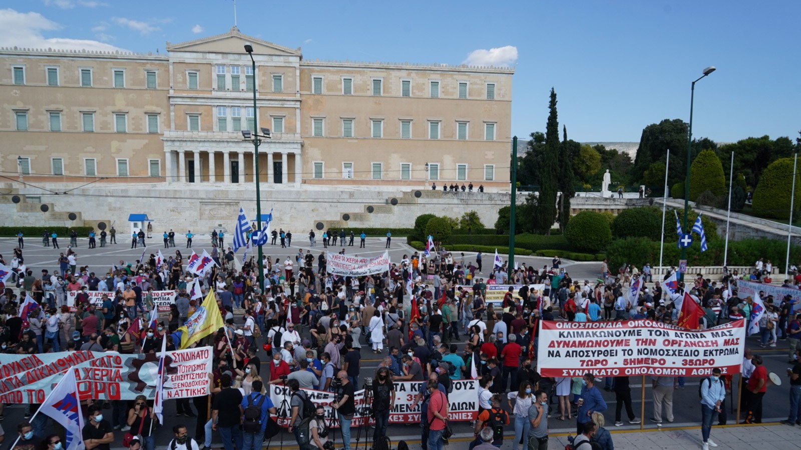 Απεργία: Νέο συλλαλητήριο στο Σύνταγμα ενάντια στο εργασιακό νομοσχέδιο