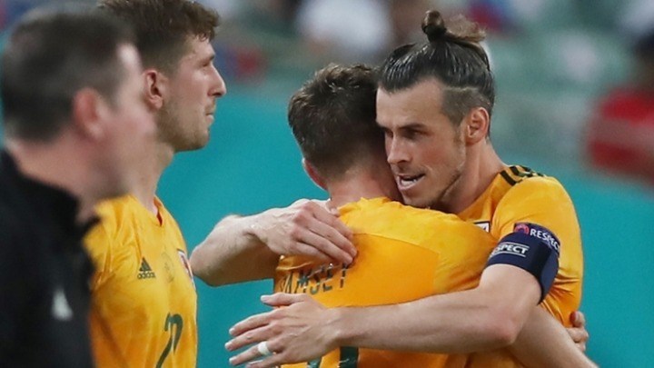 Euro 2020: Αγκαλιά με την πρόκριση η Ουαλία – ΒΙΝΤΕΟ