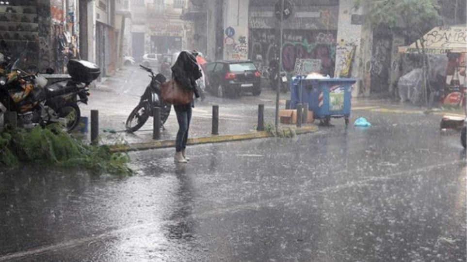 Καιρός: Βροχές, καταιγίδες και χαλάζι τις επόμενες ώρες – Πού θα εκδηλωθούν τα φαινόμενα – ΦΩΤΟ
