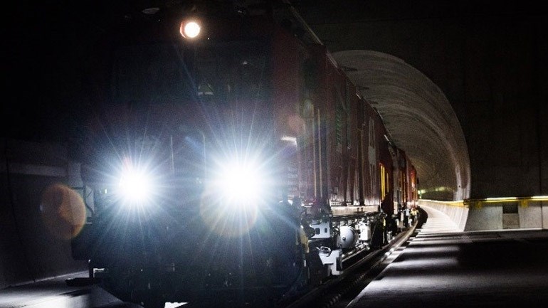 Ελβετία: Εκκένωση τρένου κοντά στο Ντένικεν