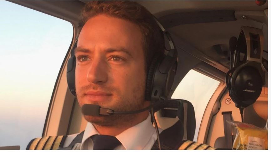 Δολοφονία στα Γλυκά Νερά: Συγκλονισμένος ο εκπαιδευτής του πιλότου – Τι δήλωσε – ΒΙΝΤΕΟ