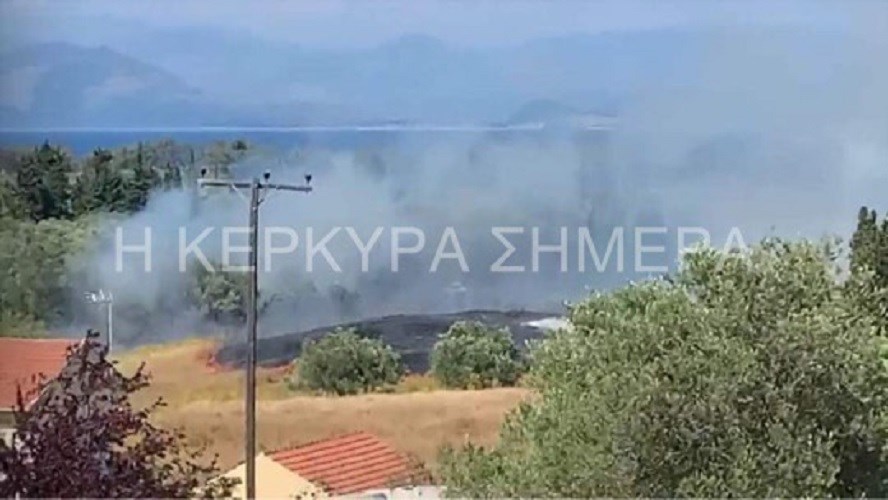 Φωτιά ΤΩΡΑ στην Κέρκυρα – ΦΩΤΟ