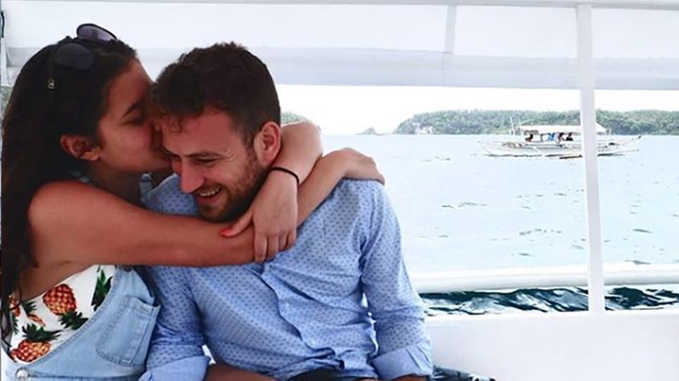 Γλυκά Νερά: Η Καρολάιν κοιμόταν λίγο πριν πεθάνει – Τι αναφέρει η ιατροδικαστής στην κατάθεσή της