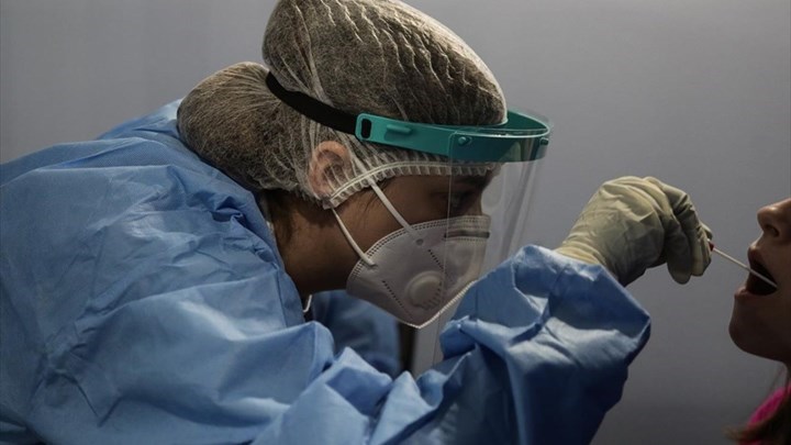 Κορονοϊός: 489 νέα κρούσματα – 15 νεκροί και 256 διασωληνωμένοι – Ο “χάρτης” της διασποράς