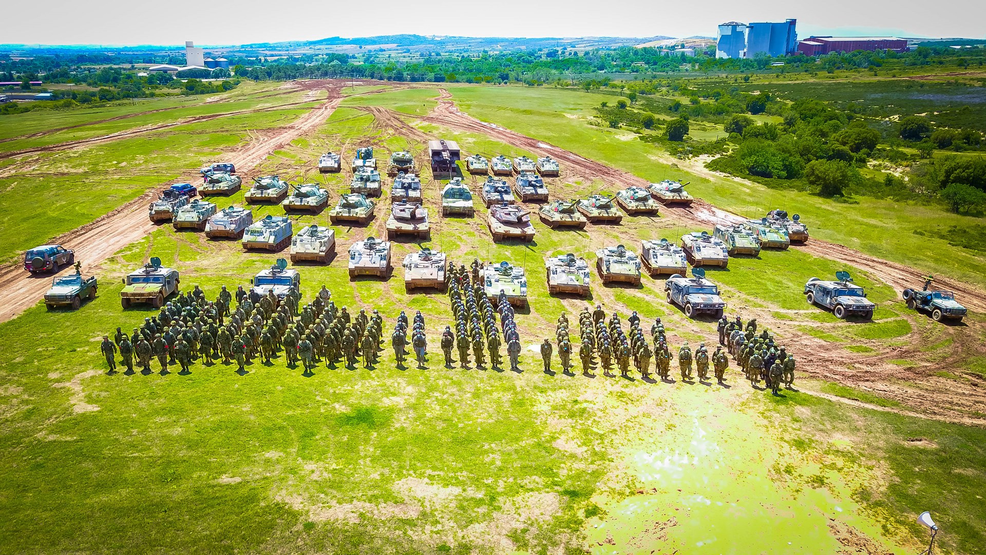 Τραντάχτηκε η γη: Άσκηση «ΔΗΜΟΚΡΙΤΟΣ 2021» στην Ξάνθη με τεθωρακισμένα – ΦΩΤΟ