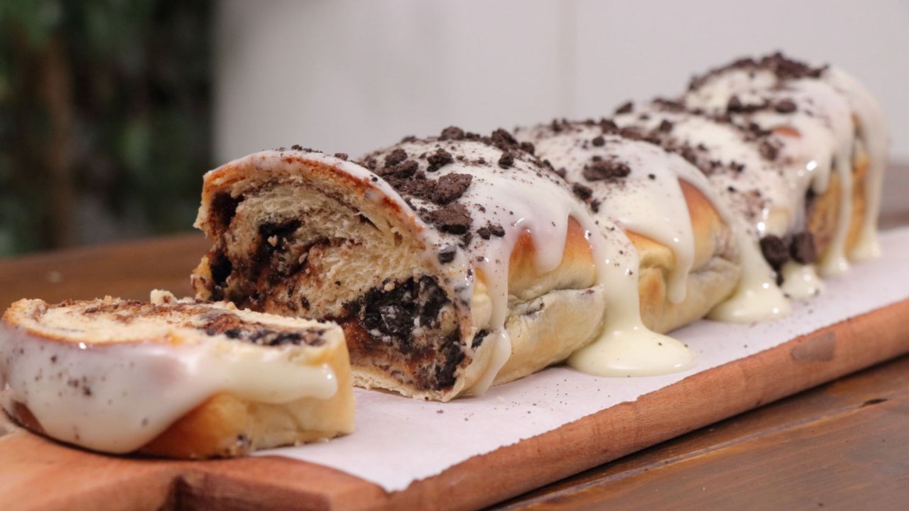 Θεσσαλονίκη: Αστυνομικός πήρε γλυκά από ζαχαροπλαστείο και ξέχασε το… όπλο