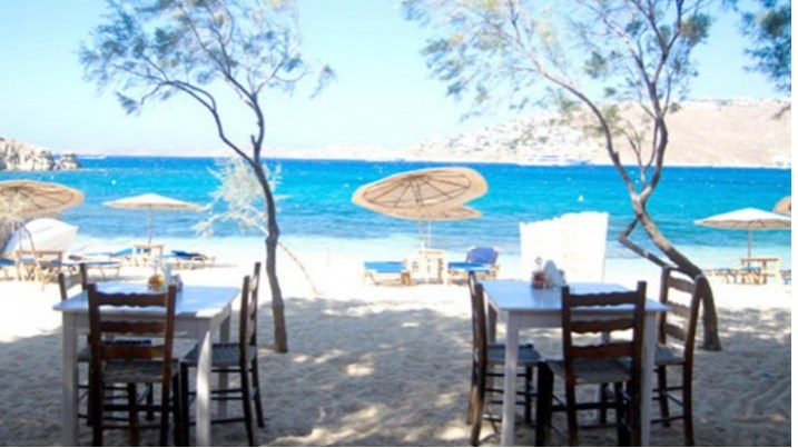 Kατατέθηκε η τροπολογία για τη διατήρηση μειωμένου ΦΠΑ σε πέντε νησιά του Αιγαίου – Τι αναφέρει