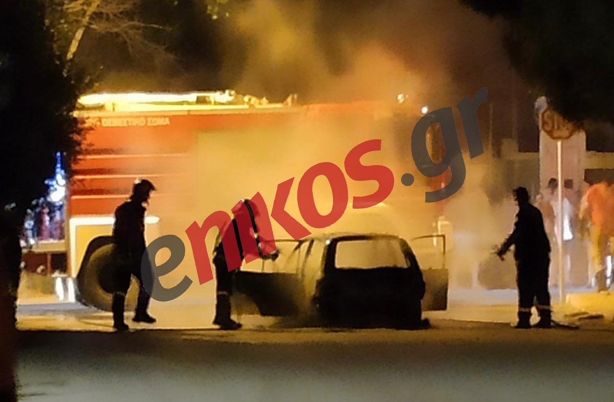 Αρτέμιδα: Αυτοκίνητο τυλίχθηκε στις φλόγες – ΦΩΤΟ αναγνώστη