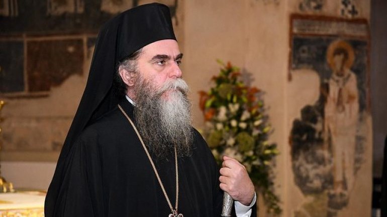 Μονή Πετράκη – Συγκλονίζει ο Μητροπολίτης Άρτας για την επίθεση: Άρχισαν να τσούζουν τα μάτια, έτρεχα