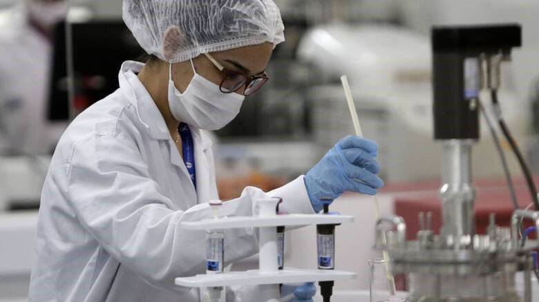 Κορονοϊός: Επιβραδύνεται η αποκλιμάκωση της πανδημίας – “Καμπανάκι” για τις μεταλλάξεις