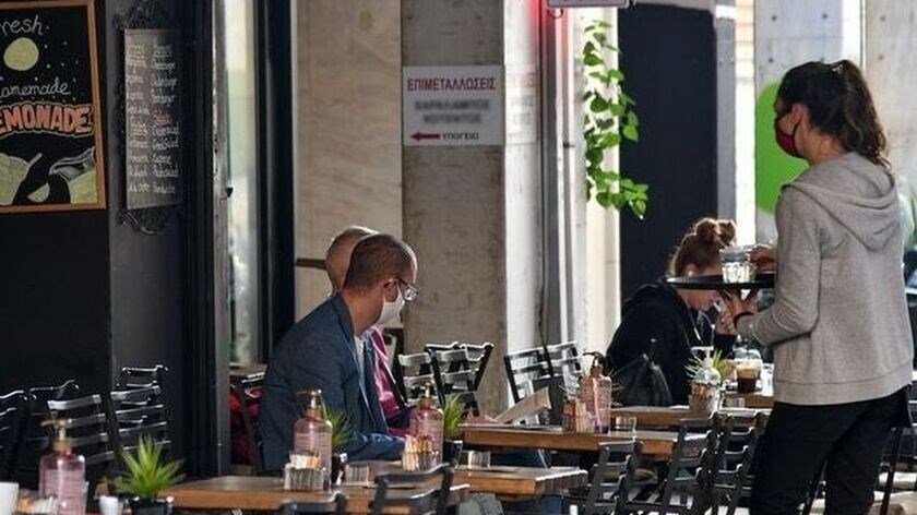 Ώρα πληρωμών για την εστίαση: Πόσα χρήματα θα μοιραστούν οι δικαιούχοι – Ποια προγράμματα “τρέχουν”