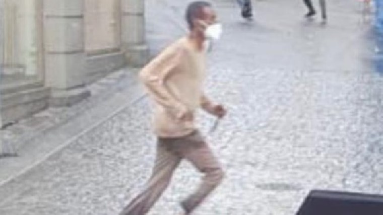 Γερμανία: Οι πρώτες εικόνες από την επίθεση με μαχαίρι – Τoυλάχιστον τρεις νεκροί – BINTEO