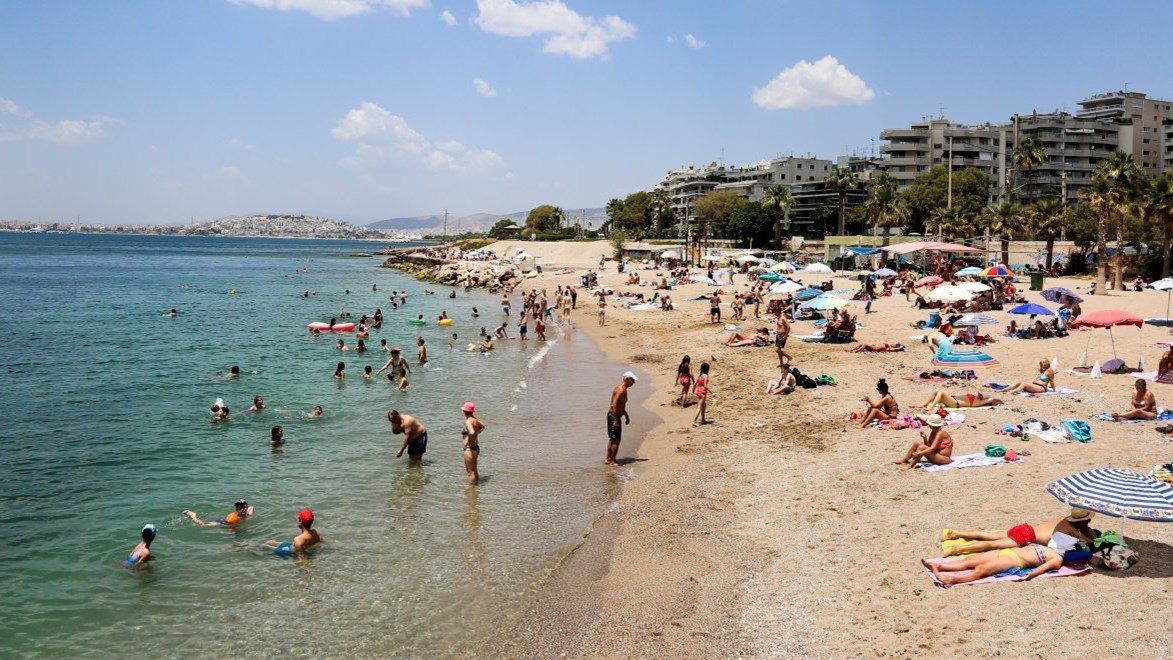 Καιρός: “Καμίνι” και σήμερα η χώρα – Σε ποιες περιοχές θα φτάσει η θερμοκρασία τους 41 βαθμούς