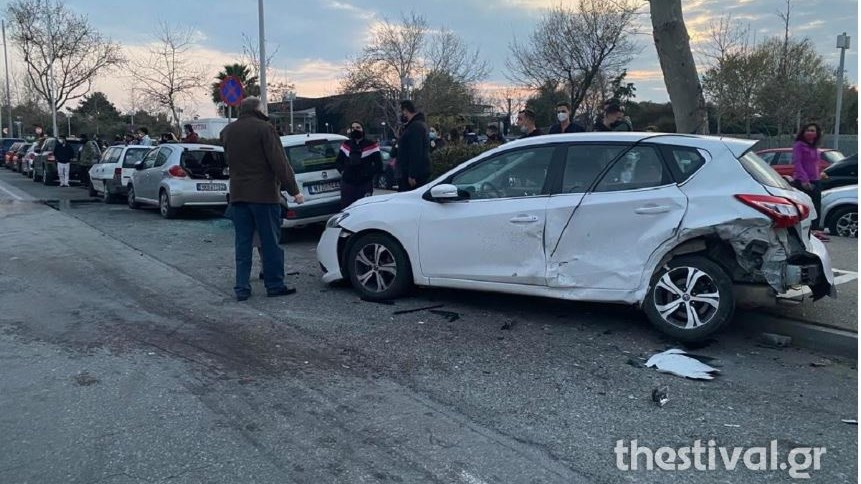 Τραγωδία στη Θεσσαλονίκη: Δύο νεκροί σε τροχαίο δυστύχημα