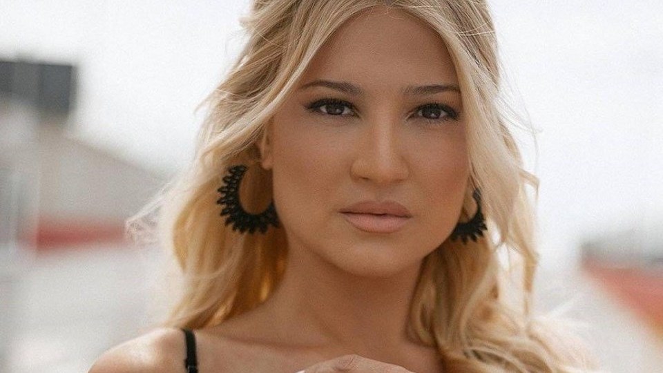 Φαίη Σκορδά: Ελεύθερη και ωραία