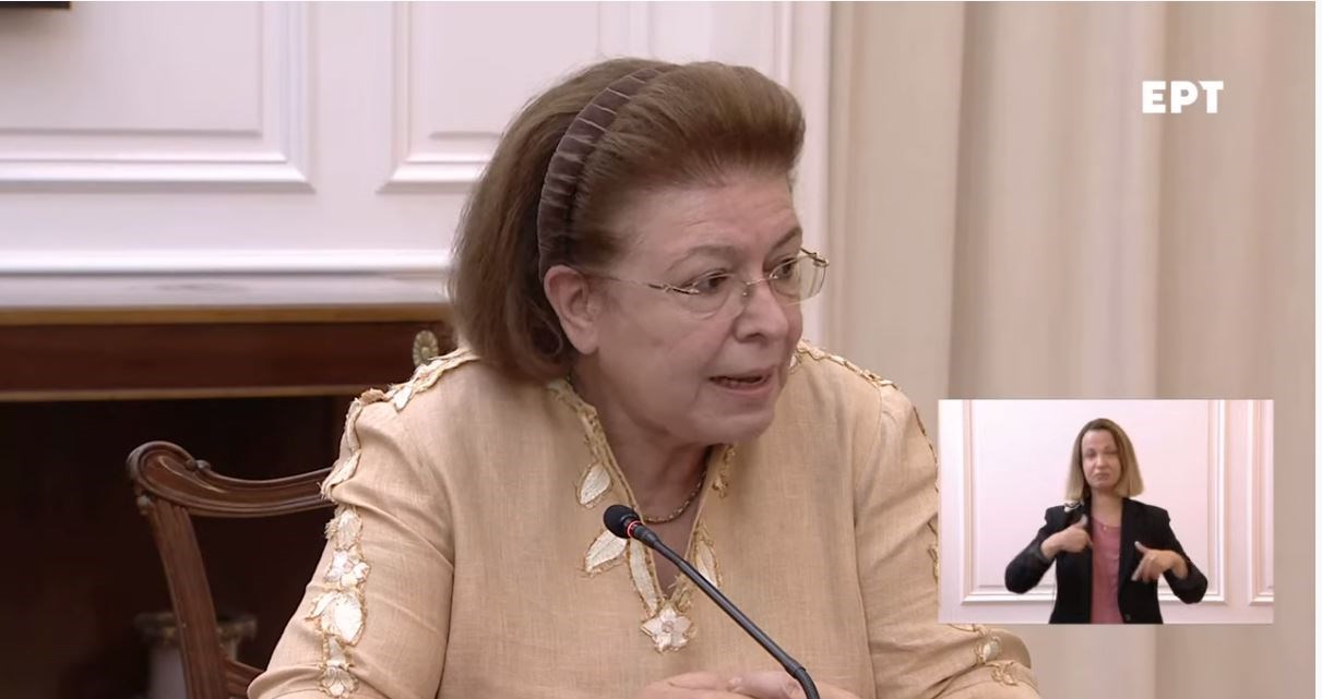 Μενδώνη για Freedom Pass: Η κυβέρνηση προσφέρει ένα αντίδωρο στους νέους – ΒΙΝΤΕΟ