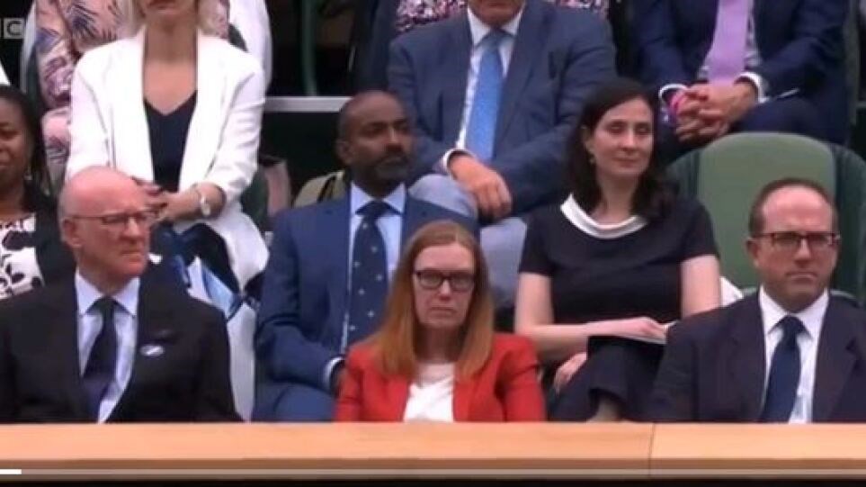 Wimbledon: Αποθεώθηκε από τους θεατές η επιστήμονας πίσω από το εμβόλιο της AstraZeneca