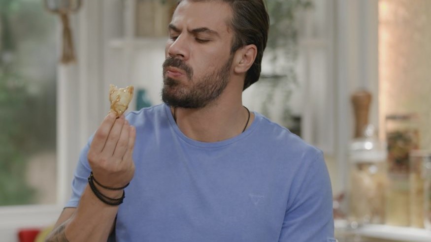 Άκης Πετρετζίκης: Η φωτογραφία που δεν περιμέναμε να δούμε