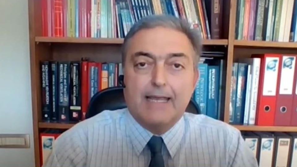 Βασιλακόπουλος: Τα πάρτι χωρίς μέτρα οδηγούν σε “έκρηξη” κρουσμάτων – ΒΙΝΤΕΟ