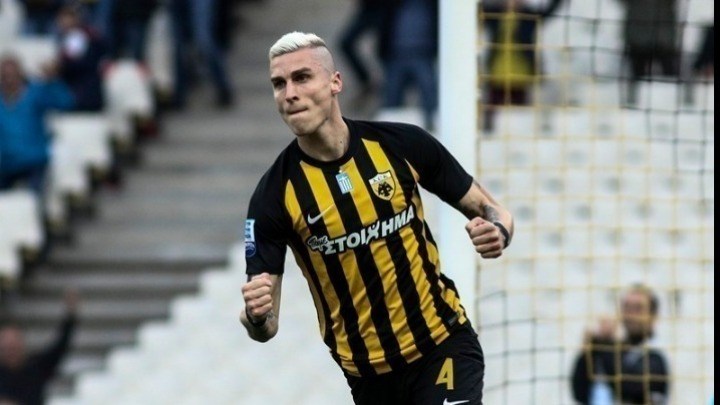 Στην Αθήνα για την ΑΕΚ ο Βράνιες – Προ των πυλών η επιστροφή του στην Ένωση