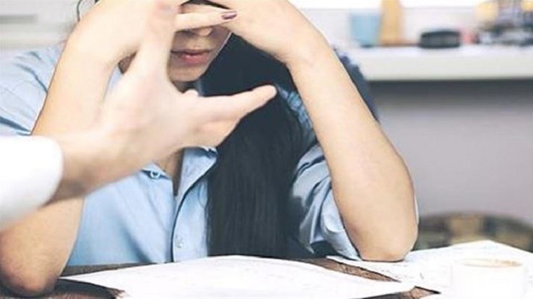 Εργασιακός εκφοβισμός: Τα χαρακτηριστικά του και πώς προστατευόμαστε – Γράφει η Κ. Φραγκάκη