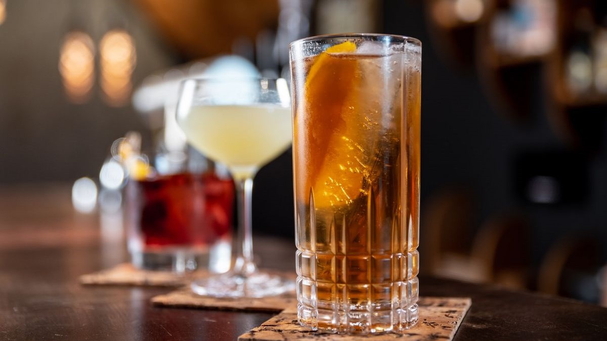 Επιχείρηση “καθαρά ποτά” από την ΑΑΔΕ – Πόσοι τόνοι νοθευμένου αλκοόλ κατασχέθηκαν
