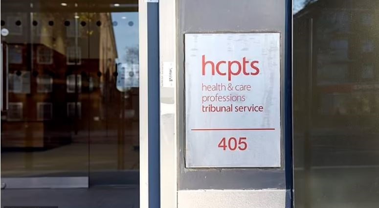 Παντρεμένη ψυχολόγος απολύθηκε λόγω της σεξουαλικής σχέσης με ασθενή της