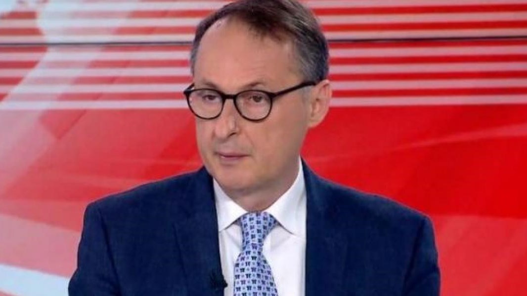 Σύψας: Η μετάλλαξη “Δέλτα” μεταδίδεται ακόμη κι όταν διασταυρωθούμε με κάποιον στον δρόμο χωρίς μάσκα