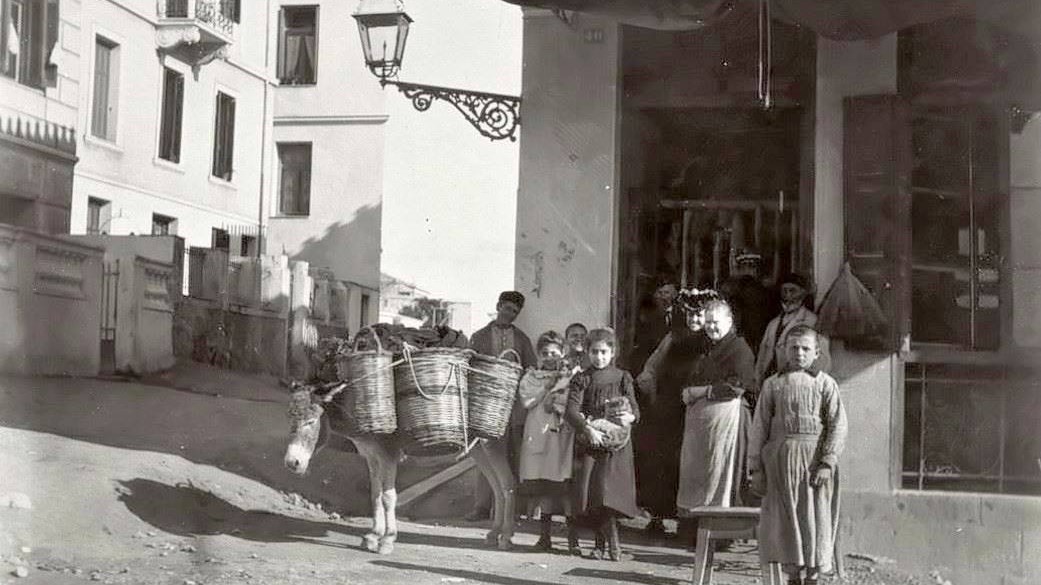 Αυτός ο δρόμος είναι στο Κολωνάκι – Τον αναγνωρίζετε; – ΦΩΤΟ