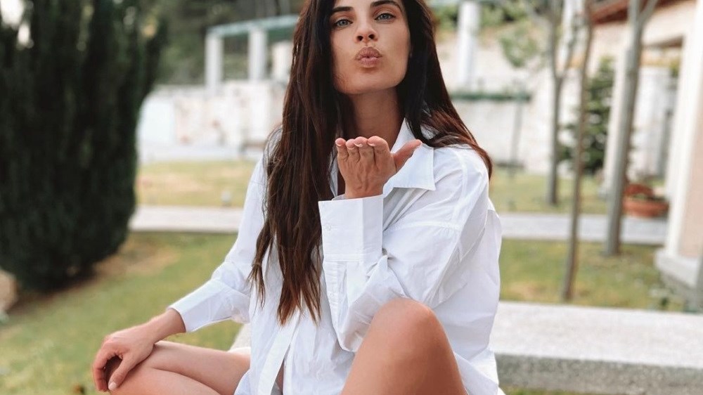 Η… έξοδος της Χριστίνας Μπόμπα και η νέα ΦΩΤΟ με τα δίδυμα