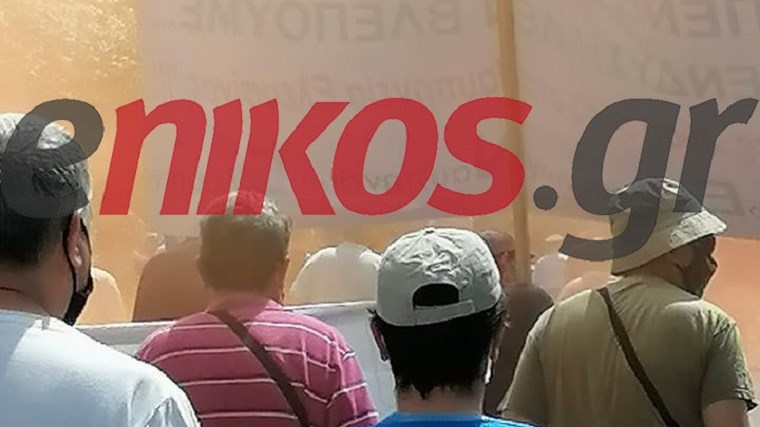 Ένταση στη συγκέντρωση των εργαζομένων στα ναυπηγεία της Ελευσίνας στο Σύνταγμα – ΦΩΤΟ