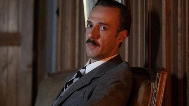 Θα συμμαχήσει ο Τόλιας με τη Χούντα στις “Άγριες Μέλισσες”; – Τι αποκάλυψε ο Χρήστος Πλαΐνης