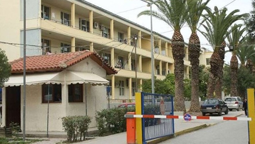 Σκηνές βγαλμένες από θρίλερ στο Ηράκλειο – Ασθενής σε αμόκ άρπαξε νοσοκόμα από τον λαιμό