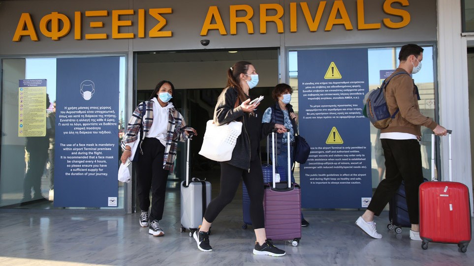 Σαρηγιάννης: Σε αυτές τις περιοχές χρειάζεται μεγάλη προσοχή – Τι δείχνουν τα στοιχεία για την εξάπλωση της μετάλλαξης “Δέλτα”