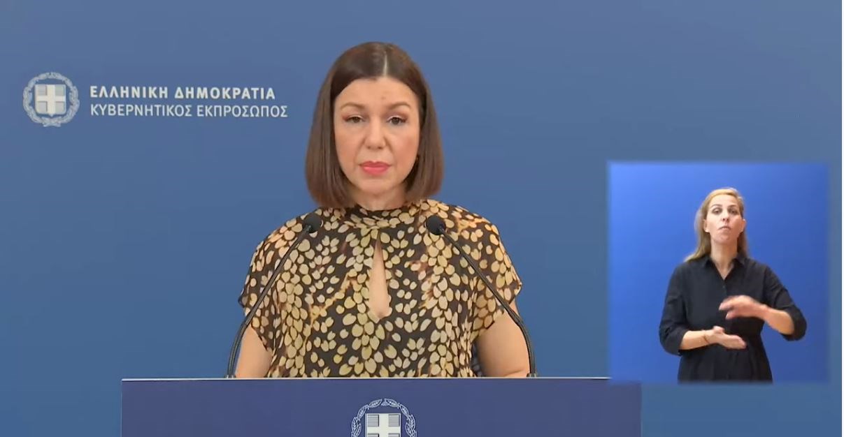 Έρχονται ανακοινώσεις για τους υποχρεωτικούς εμβολιασμούς – Τι είπε η Πελώνη