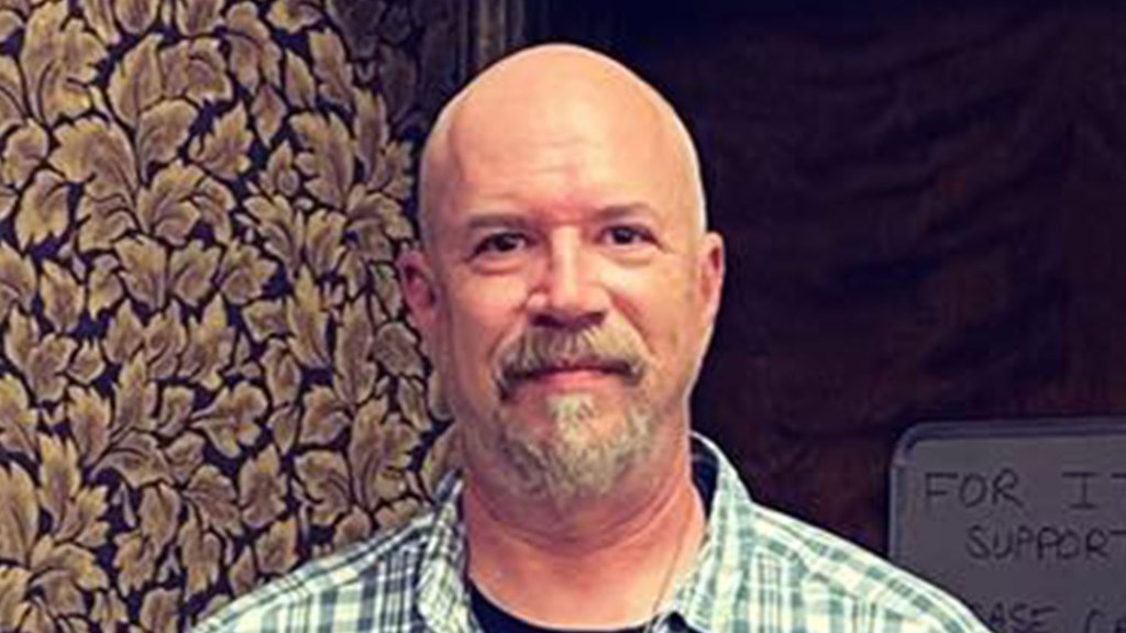 Αστυνομικός έπεσε θύμα φονικής ενέδρας έξω από γραφείο του FBI