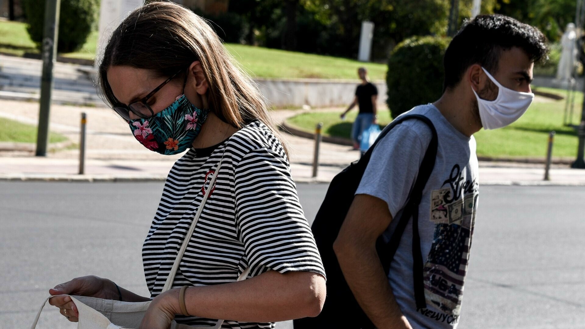 Παπαευαγγέλου: Δεν είπαμε ποτέ “βγάλτε τις μάσκες” – Τα ΜΜΕ το παρερμήνευσαν, όχι η κυβέρνηση