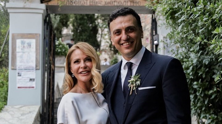 Στην Πάτμο βαπτίζουν τον γιο τους η Τζένη Μπαλατσινού και ο Βασίλης Κικίλιας – Η έκκληση στα Μέσα Ενημέρωσης