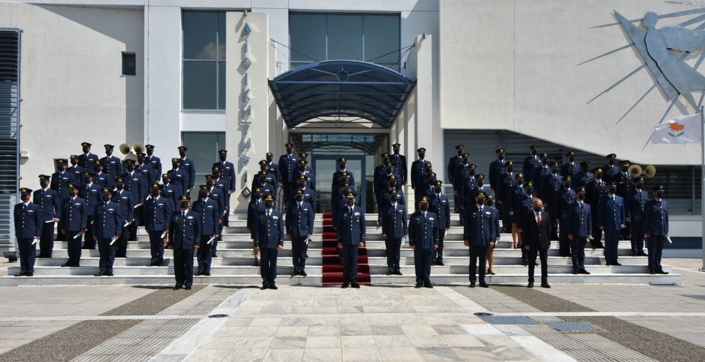 Οι νέοι ανθυποσμηναγοί της Πολεμικής Αεροπορίας – ΦΩΤΟ