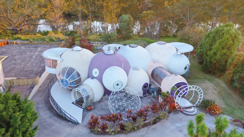 Το σπίτι “φούσκα” που πωλείται για 1,5 εκατ. δολάρια – Χρειάστηκαν 10 χρόνια να χτιστεί