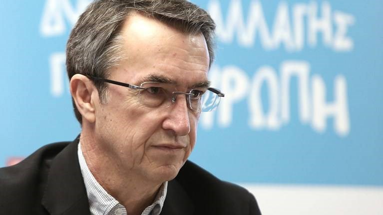 Γιάννης Τούντας: Να προχωρήσουμε σε υποχρεωτικό εμβολιασμό των μαθητών – ΒΙΝΤΕΟ