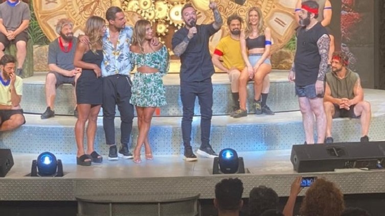 Ποιοι Survivors πήγαν στην παράσταση του Σεφερλή – Ο Ντάφι ξεσήκωσε το κοινό με το “Σπάω τα ρολόγια”